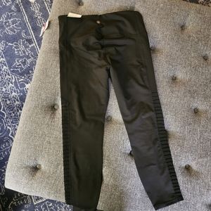 NWT Gaiam women's black leggings